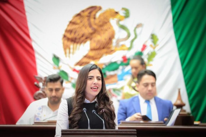 Desde el Congreso, Giulianna Bugarini impulsa una agenda humanista para enfrentar el cáncer de mama