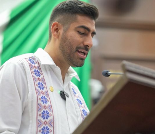 Propone Alfonso Chávez integrar inteligencia artificial en la educación de Michoacán